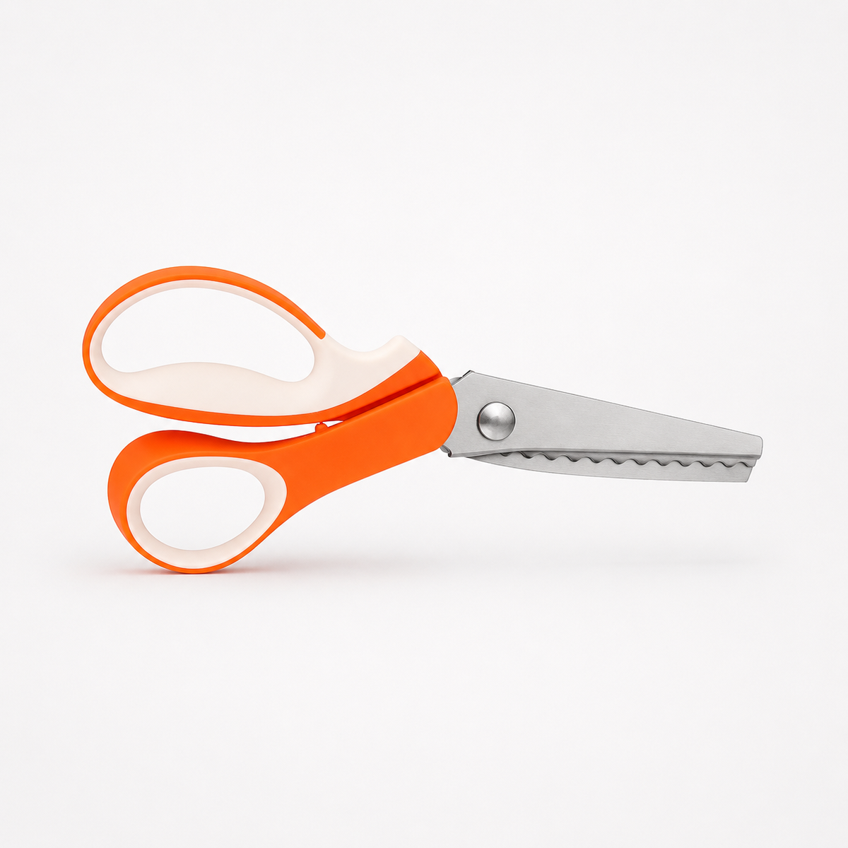 Snipcraft – Serrated Fabric Pinking Shears