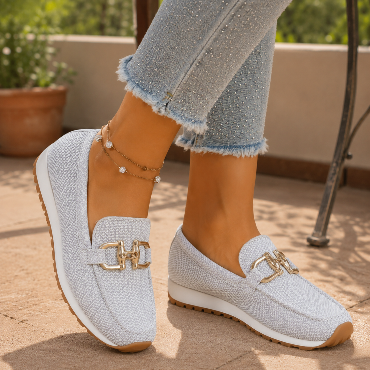 Wearbella – The Loafer That Doesn't Look Like Comfort Shoes