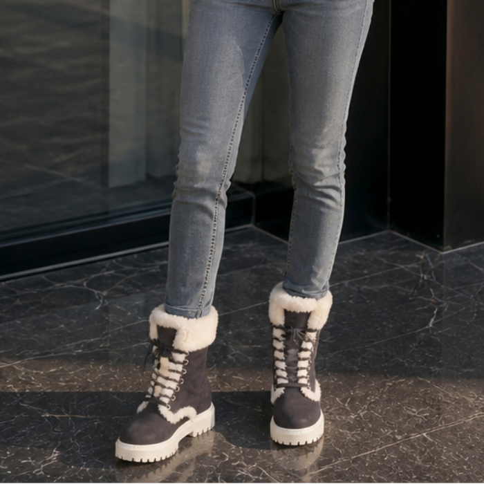 Velvara – Plush-Lined Lace-Up Mid-Calf Boots
