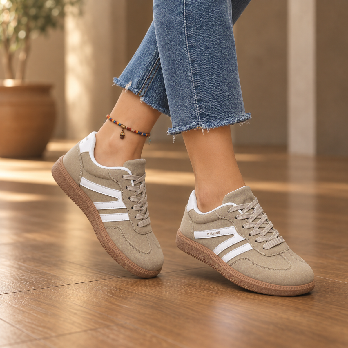 Solange – Wide Toe Box Cushioned Sneakers