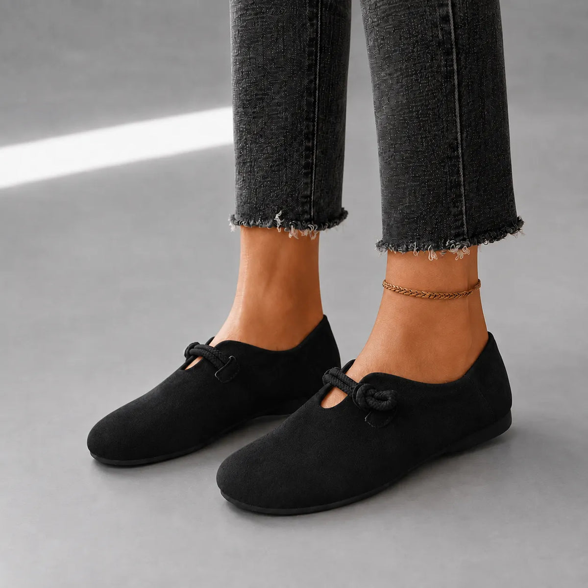 Solette – Knot Strap Suede-Look Mary Jane Flats for Women